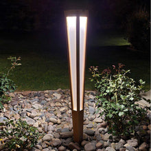 Load image into Gallery viewer, Lanai Outdoor Solar LED Torch Light in Outside Area.
