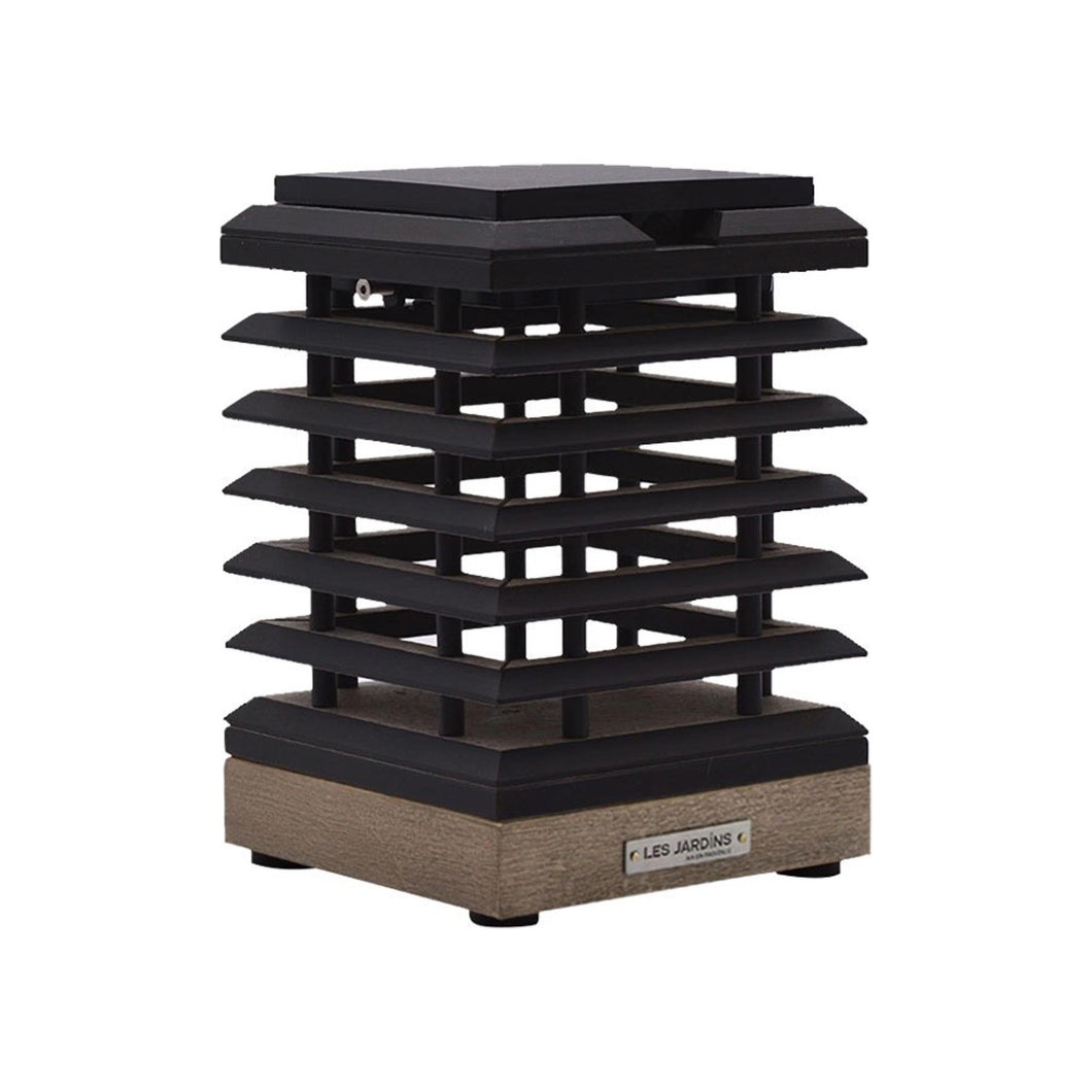 Tekura Outdoor Solar LED Table Lamp in Duratek (5.5-Inch).