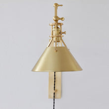 Load image into Gallery viewer, Metal No.2 Swing Arm Wall Light in Detail.
