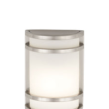Load image into Gallery viewer, Bay View Outdoor Wall Light in Detail.
