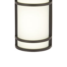 Load image into Gallery viewer, Bay View Outdoor Wall Light in Detail.
