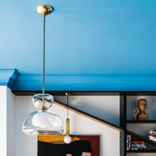 Load image into Gallery viewer, Cortney Pendant Light in Detail.
