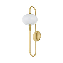 Load image into Gallery viewer, Delphine Wall Light in Detail.

