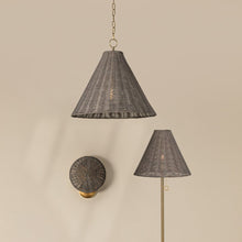 Load image into Gallery viewer, Destiny Pendant Light in Detail.
