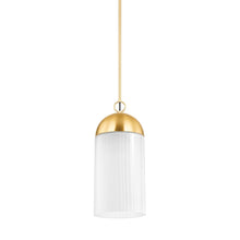 Load image into Gallery viewer, Emory Pendant Light in Detail.
