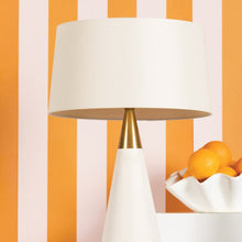 Load image into Gallery viewer, Jen Table Lamp in Detail.
