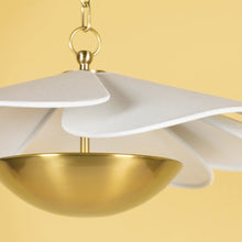 Load image into Gallery viewer, Madeline LED Pendant Light in Detail.
