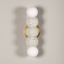 Load image into Gallery viewer, Paola Wall Light in Detail.
