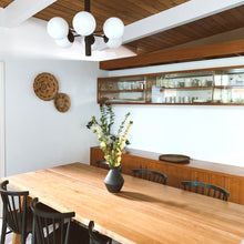 Load image into Gallery viewer, Stella Chandelier in dining room.
