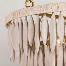 Load image into Gallery viewer, Tiffany Chandelier in Detail.

