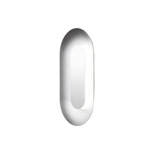 Load image into Gallery viewer, Sasi LED Wall Light in Detail.
