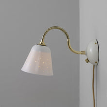 Load image into Gallery viewer, Alma Plug-In Wall Light in Detail.
