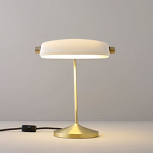 Load image into Gallery viewer, Bankers LED Table Lamp in Detail.
