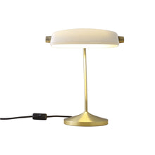 Load image into Gallery viewer, Bankers LED Table Lamp in Detail.
