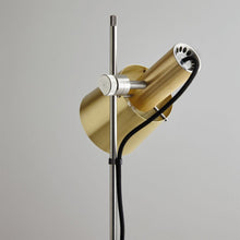 Load image into Gallery viewer, Chester Table Lamp in Detail.
