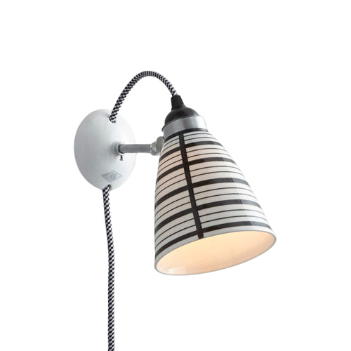 Circle Line Wall Light.
