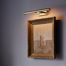 Load image into Gallery viewer, Cooper LED Picture Light in Detail.
