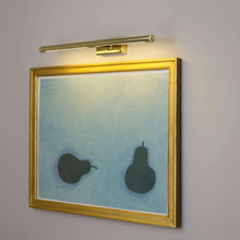 Load image into Gallery viewer, Cooper LED Picture Light in Detail.
