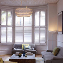 Load image into Gallery viewer, Cranton Pendant Light in living room.
