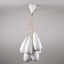 Load image into Gallery viewer, Drop Zero Multi-Light Pendant Light in Detail.
