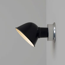 Load image into Gallery viewer, Ginger Wall Light in Detail.
