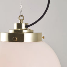 Load image into Gallery viewer, Globe Pendant Light in Detail.
