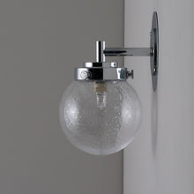 Load image into Gallery viewer, Globe Wall Light in Detail.
