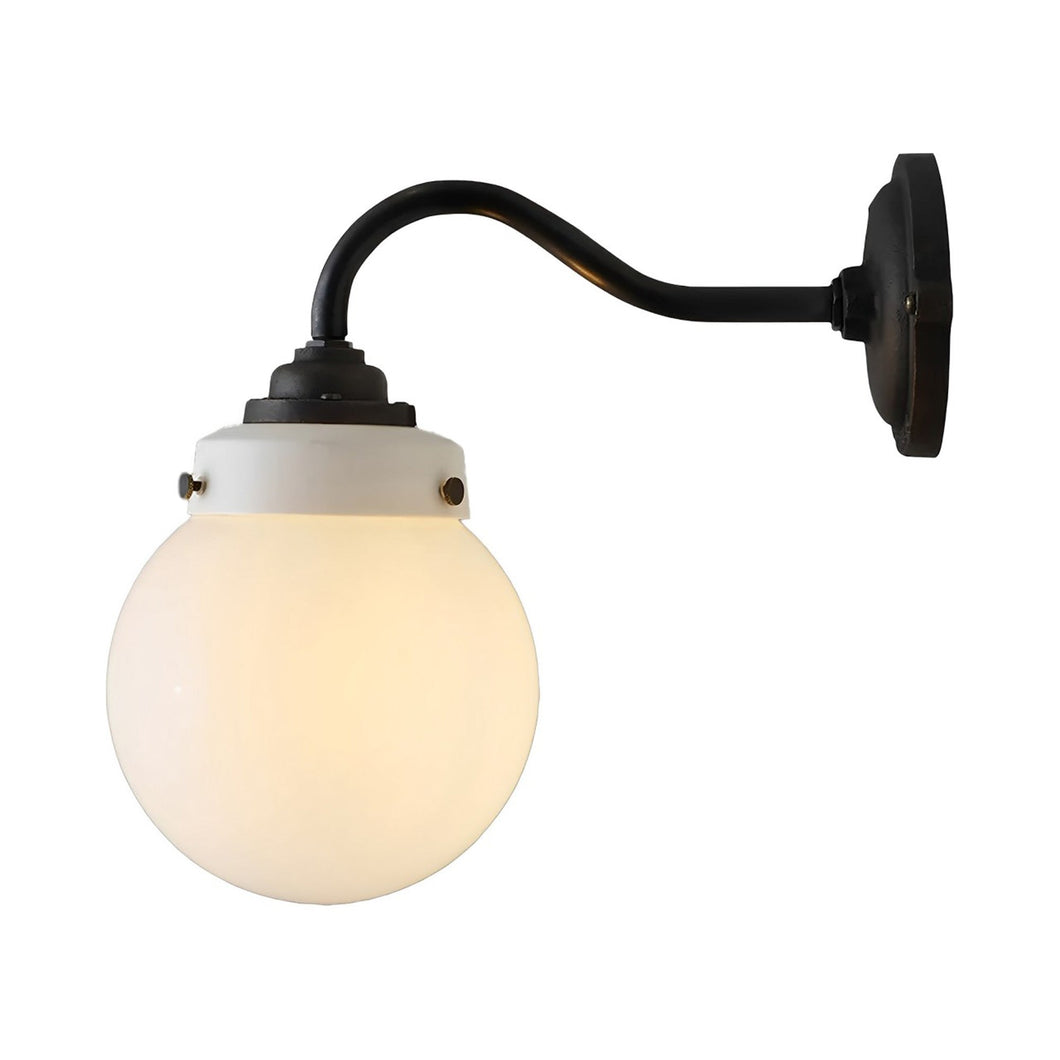 Hampton Wall Light.