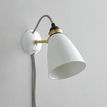 Load image into Gallery viewer, Hector Plug-In Wall Light in Detail.

