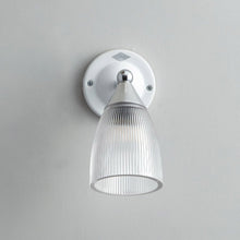 Load image into Gallery viewer, Mann Wall Light in Detail.
