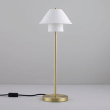 Load image into Gallery viewer, Oxford Table Lamp in Detail.
