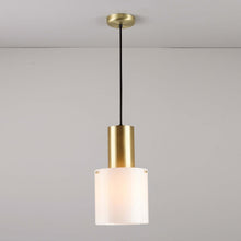 Load image into Gallery viewer, Walter Pendant Light in Detail.
