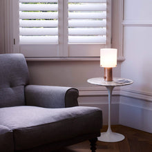 Load image into Gallery viewer, Walter Table Lamp in living room.
