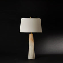 Load image into Gallery viewer, Quatrefoil Table Lamp in Detail.
