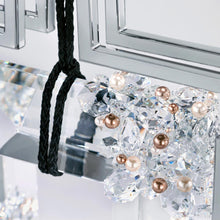 Load image into Gallery viewer, Eva Table Lamp in Detail.
