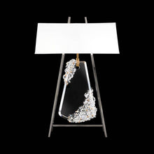 Load image into Gallery viewer, Flora Table Lamp in Detail.
