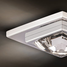 Load image into Gallery viewer, Madison LED Recessed Light in Detail.
