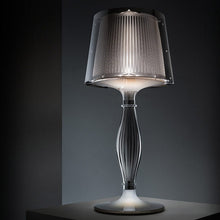 Load image into Gallery viewer, Liza Table Lamp i n Detail.
