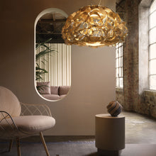 Load image into Gallery viewer, Quantica Pendant Light in living room.
