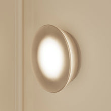 Load image into Gallery viewer, Mist LED Ceiling / Wall Light in Detail.
