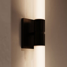 Load image into Gallery viewer, Scepter LED Bath Wall Light in Detail.
