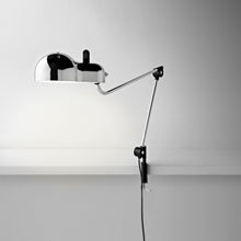 Load image into Gallery viewer, Topo Clamp Table Lamp in Detail.
