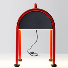 Load image into Gallery viewer, Valigia Table Lamp in Detail.

