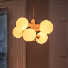Load image into Gallery viewer, Echo Chandelier in Detail.
