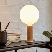 Load image into Gallery viewer, Knuckle Sphere IV Table Lamp in Detail.
