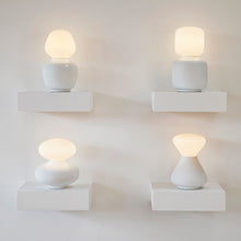 Load image into Gallery viewer, Reflection Enno Table Lamp in Detail.
