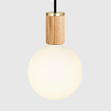 Load image into Gallery viewer, Sphere IV Pendant Light in Detail.
