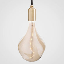 Load image into Gallery viewer, Voronoi II Pendant Light in Detail.
