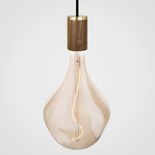 Load image into Gallery viewer, Voronoi II Pendant Light in Detail.
