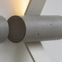 Load image into Gallery viewer, Nastro Outdoor LED Wall Light in Detail.
